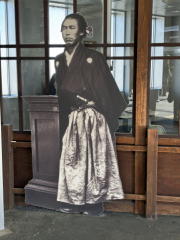 ��������