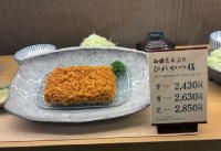 �b��